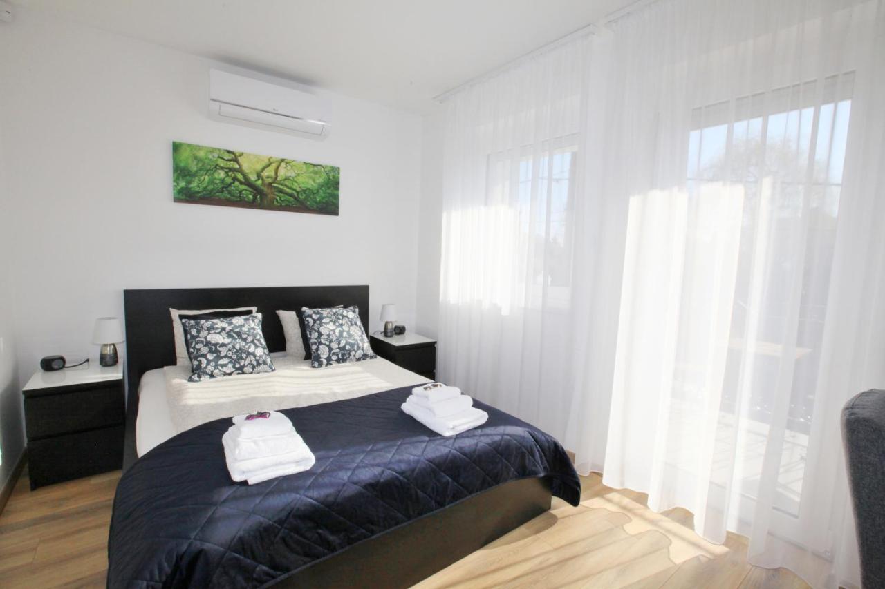 Paskal-Lux Apartments With Free Parking And Ac 布达佩斯 外观 照片