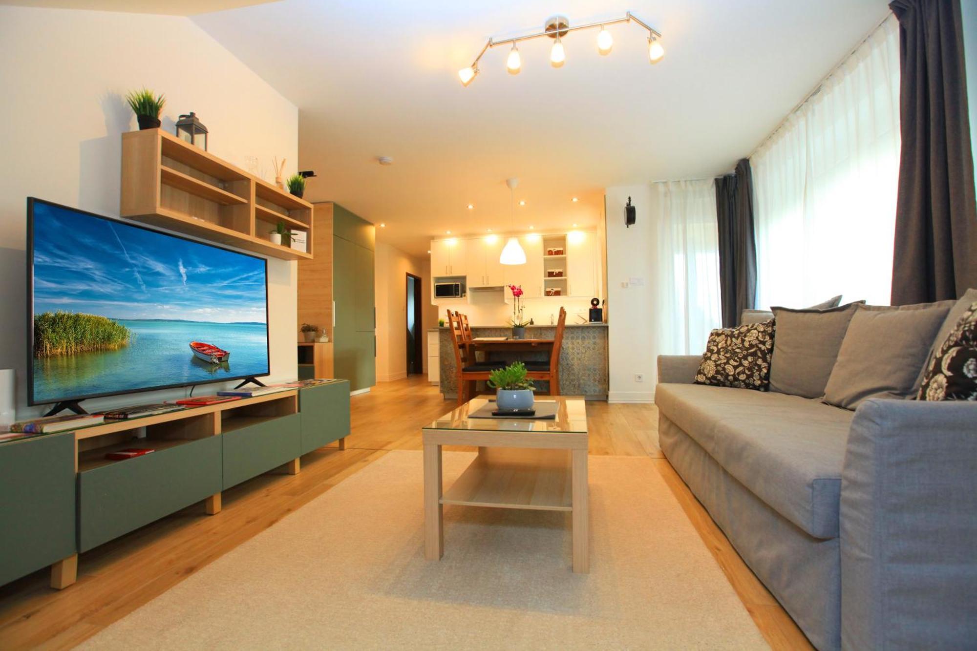 Paskal-Lux Apartments With Free Parking And Ac 布达佩斯 外观 照片